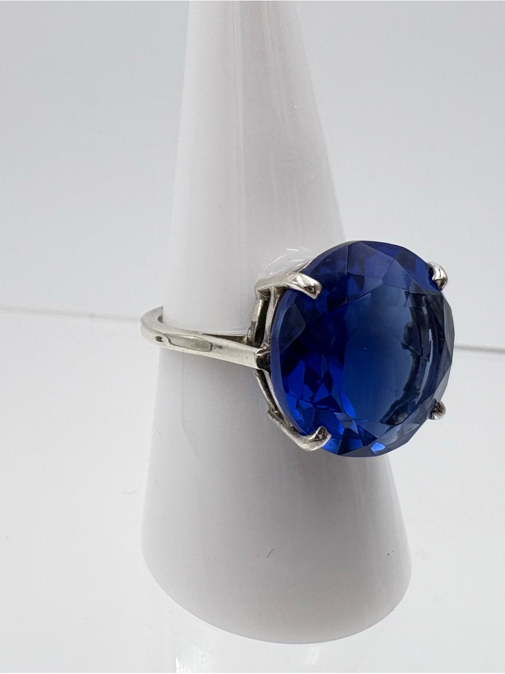 925 Sterling Silver Genuine 8CT Faceted Sapphire Gemstone Ring - Size 7.5 - Picture 6 of 17